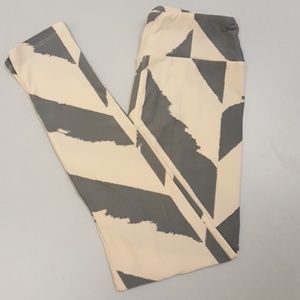 LulaRoe leggings OS, EUC